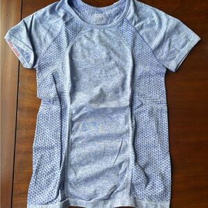 Athleta Girl Power Up Training Top Lavender Blue Size L 12